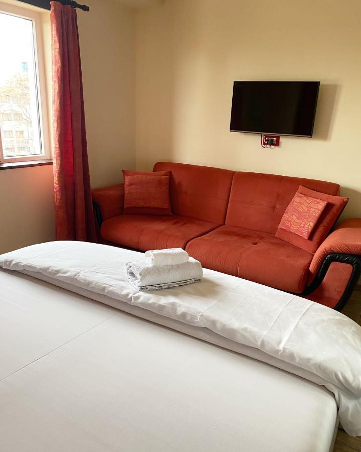 Anthora Hostel بلوفديف المظهر الخارجي الصورة